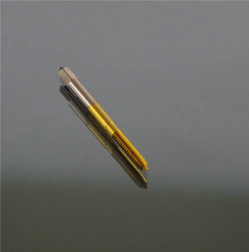 镀钛挤压丝锥